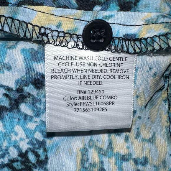 White Stag Button Up Blouse XL — Teal/Black/Yellow Snakeskin-Style Print - Picture 6 of 9